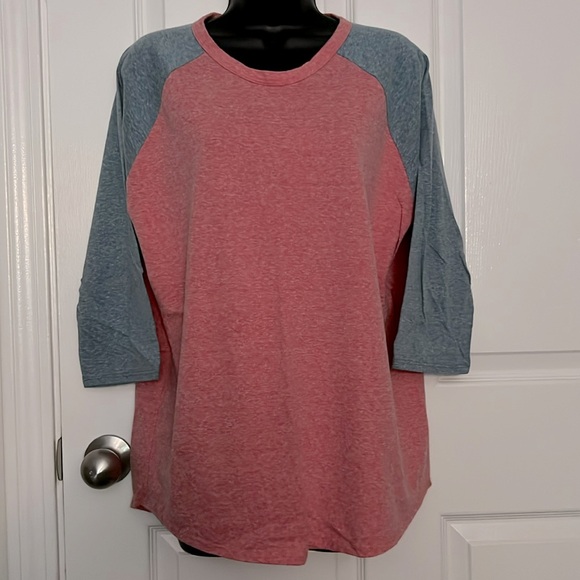 LULAROE 🧘 HEATHER PINK/BLUE 100% COTTON BASEBALL TSHIRT Women’s 3X fits 1X-2X - Picture 1 of 4